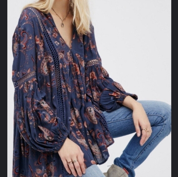 Free people navy blue paisley long sleeve - Picture 1 of 4